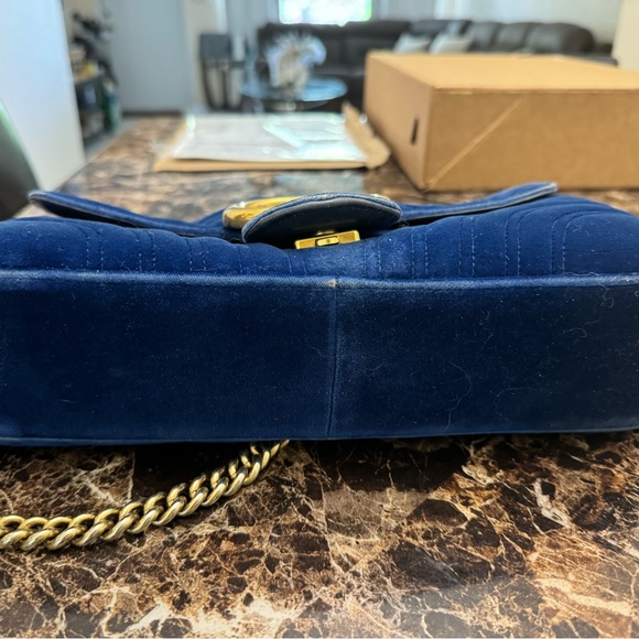 Gucci Velvet Matelasse Medium GG Marmont Shoulder Bag Colbalt Blue - Picture 3 of 8